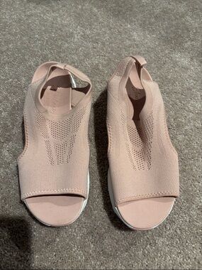 Skechers Women’s Knit Slingback Sandals - Blush